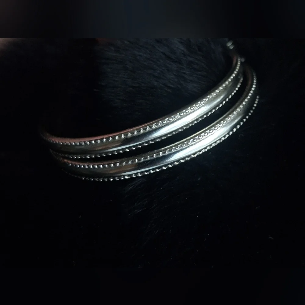 Vintage Silver Hoop Earrings - Picture 3 of 5